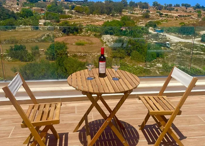Axtart Penthouse With Amazing Views * Marsaxlokk