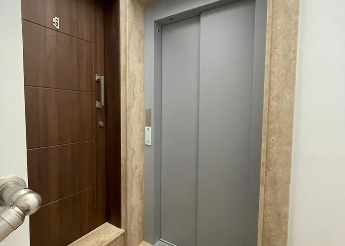 Axtart Penthouse With Amazing Views