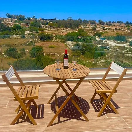 Axtart Penthouse With Amazing Views * Marsaxlokk